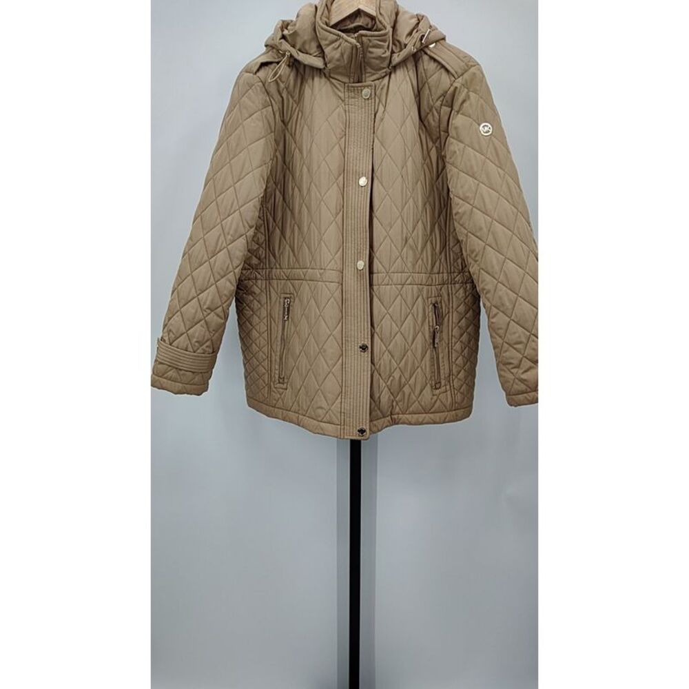Michael Kors Quilted Hooded Coat in Beige/Tan